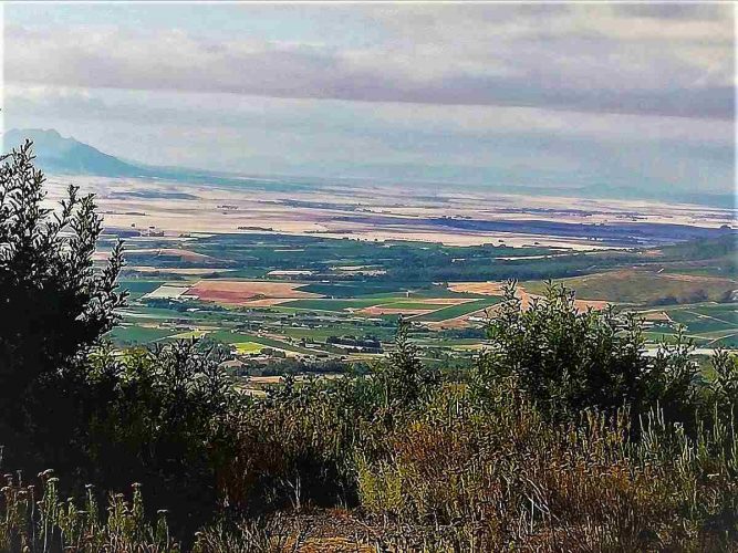 Du Toitskloof Pass overlooking Paarl Valley